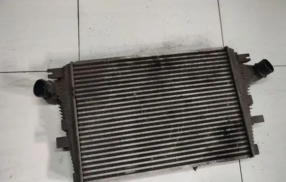 Alfa Romeo 159 Intercooler radiator