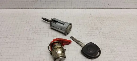 Opel Vectra B Lock set 90038193
