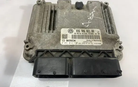 Skoda Octavia Mk2 (1Z) Engine control unit/module 03G906021RR 03G906021AB 0281014140