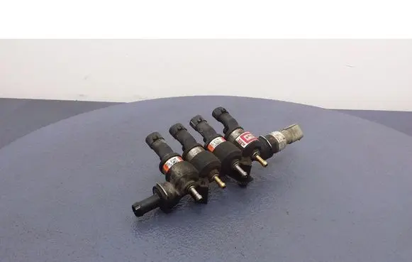 Volkswagen Golf IV Fuel main line pipe 09SQ99020062