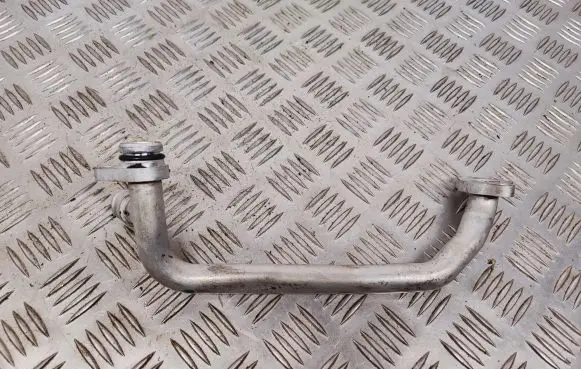Audi Q5 SQ5 Engine coolant pipe/hose 06M121071E