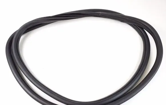 BMW 2 F45 Front door rubber seal 7298882
