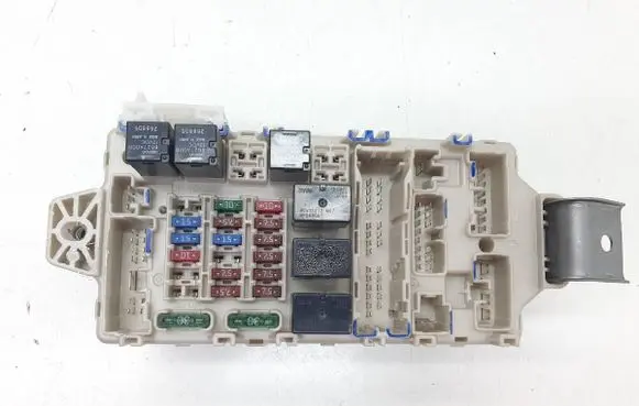 Mitsubishi Pajero Central body control module 8637A454