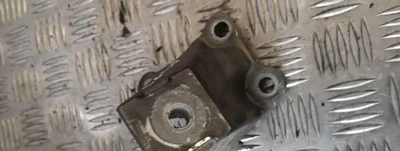 Audi A6 S6 C6 4F Engine mounting bracket 4f0199307aa