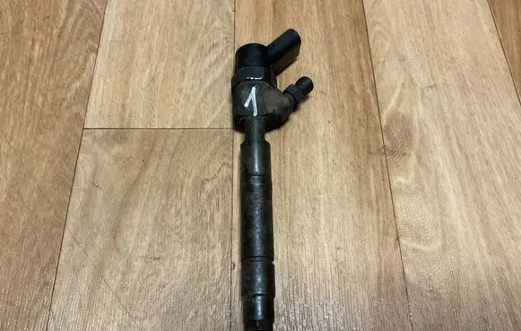 Mercedes-Benz A W168 Fuel injector A6680700287