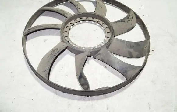Audi 100 S4 C4 Fan impeller 4A0121301