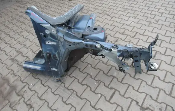 Ford Focus Front quarter panel 