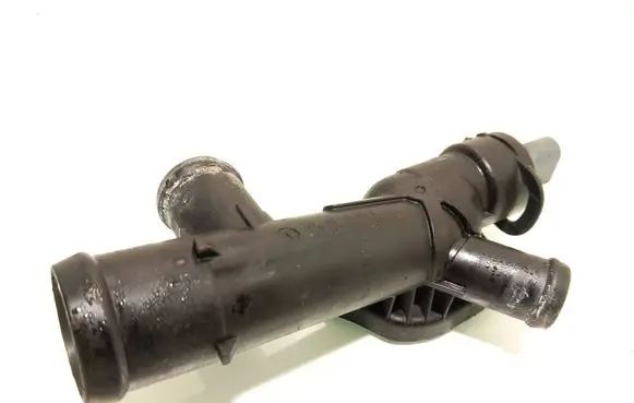 Volkswagen Transporter - Caravelle T6 Engine coolant pipe/hose 03L121131K