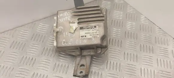 Toyota Corolla E120 E130 Power steering control unit/module 8965002150