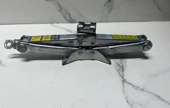 Mercedes-Benz C W204 Lift Jack