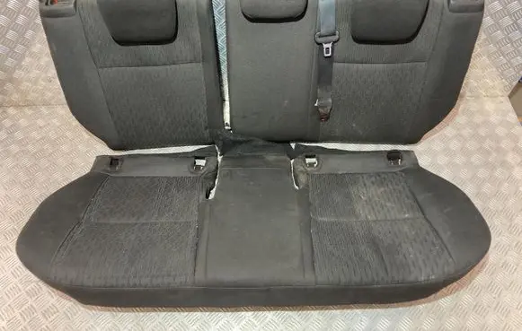 Suzuki Baleno IV Second row seats PK16537