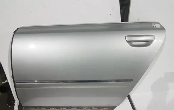 Audi A8 S8 D3 4E Rear door