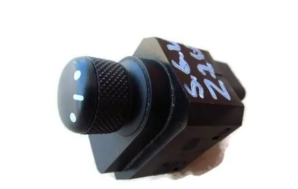 Citroen C4 Grand Picasso Wing mirror switch