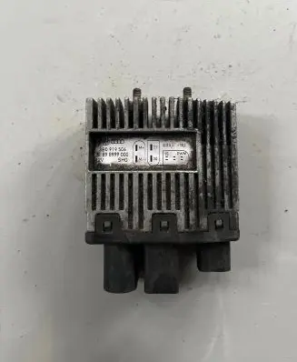 Volkswagen Transporter - Caravelle T5 Fan control module 3B0919506 898999000