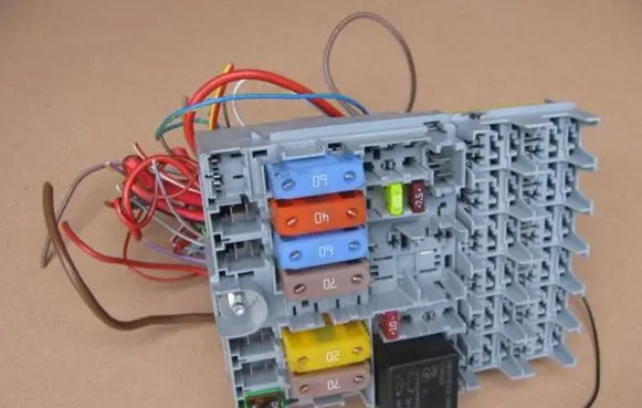 Alfa Romeo Stelvio Fuse box set 51987784