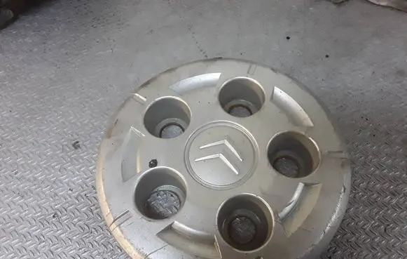 Citroen Jumper Original wheel cap 1352635080
