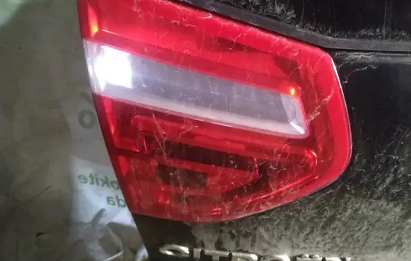 Citroen C4 I Picasso Tailgate rear/tail lights