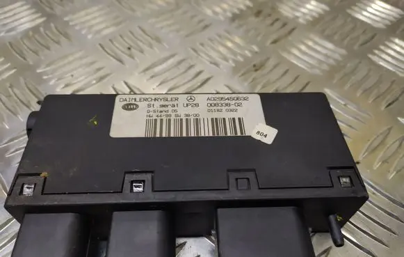 Mercedes-Benz C W203 ABS control unit/module 00833802 011820322