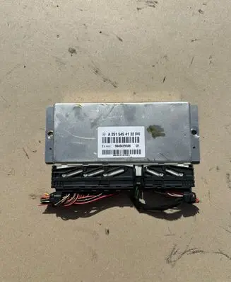 Mercedes-Benz GL X164 Suspension control unit/module A2515454132