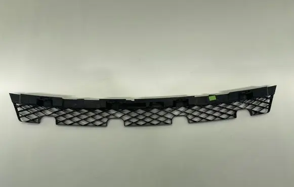 Volkswagen PASSAT B7 Rear bumper mounting bracket 3AF807863