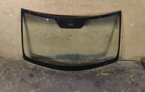 Mercedes-Benz S W220 Front windscreen/windshield window 