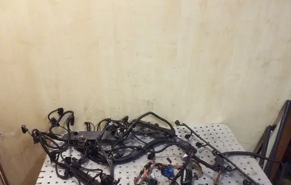 BMW X5 E70 Engine installation wiring loom 779966104 779966204 780608001