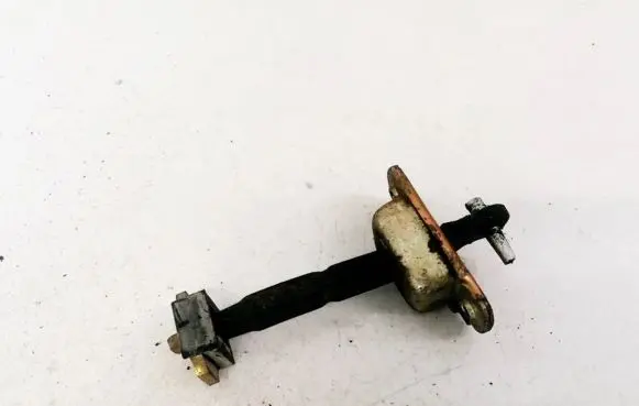 Mitsubishi Pajero Sport I Rear door check strap stopper