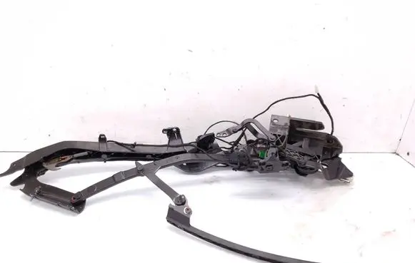 Peugeot 307 CC Convertible roof hinge 105603201 1902000952 105650103A