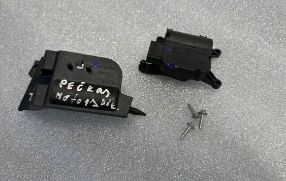 Volkswagen Multivan T5 Air flap motor/actuator 0132801320 7h1181939 52495223
