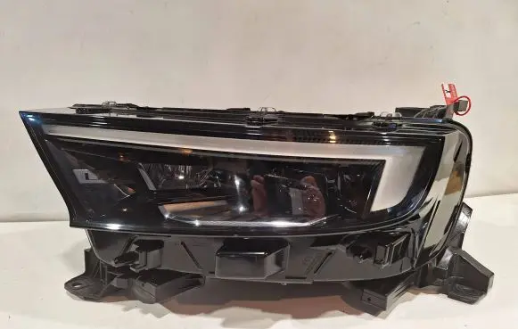 Opel Mokka B Headlight/headlamp 9834016880