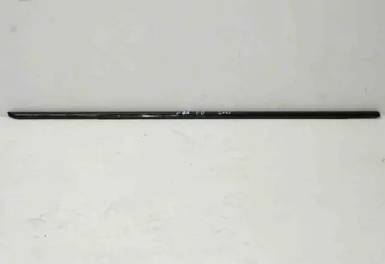 BMW 7 F01 F02 F03 F04 Door glass trim 7185228