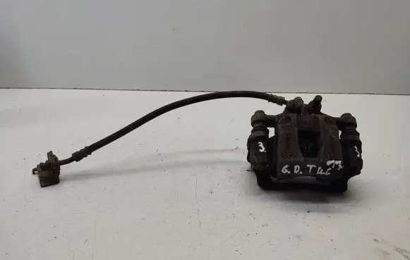Hyundai Tucson TL Rear brake caliper 0738