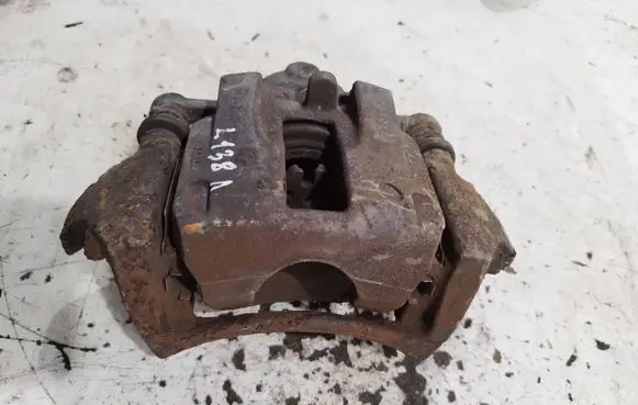 Mercedes-Benz B W245 Front brake caliper
