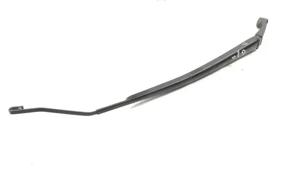Toyota Yaris XP210 Windshield/front glass wiper blade 