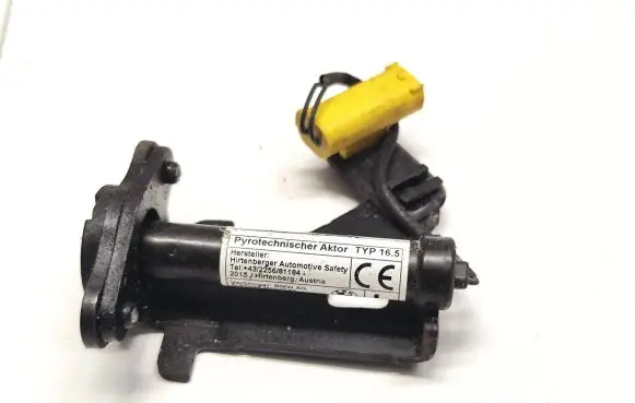 BMW X6 F16 Pedestrian airbag 7326019