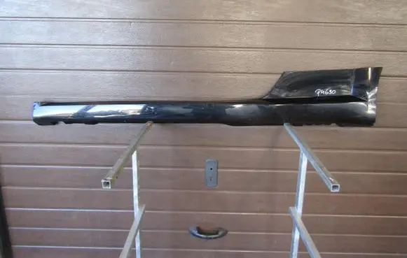 Front sill (body part)