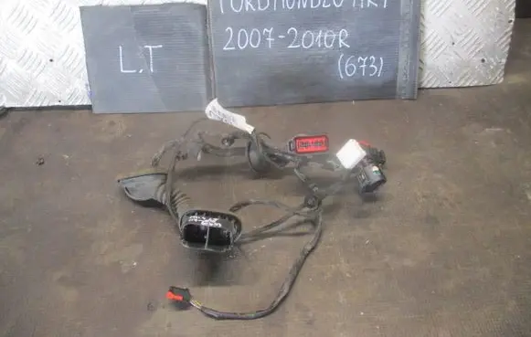 Ford Mondeo MK IV EUR ISO radio connector 14240GAJ