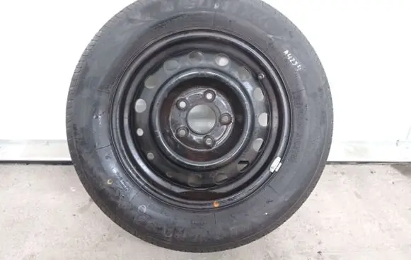 Hyundai i30 R15 steel rim 52910A6050