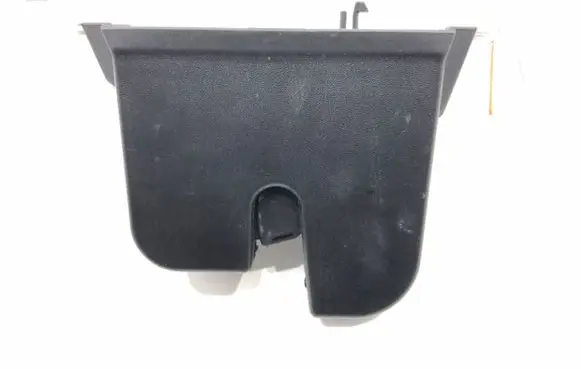 Volkswagen T-Cross Tailgate exterior lock 