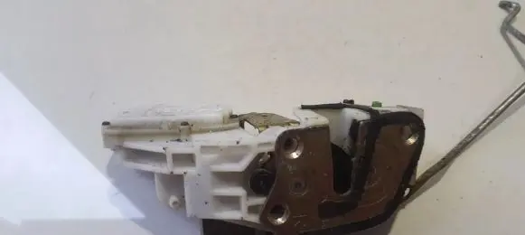 Mitsubishi Galant Front door lock