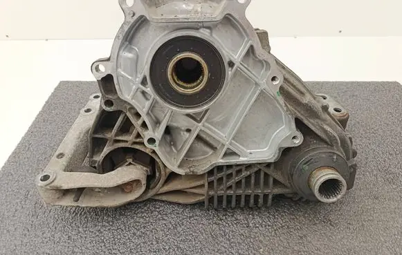 BMW X3 F25 Gearbox transfer box case 7505376 451522861