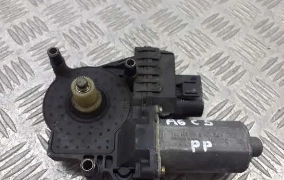 Audi A6 S6 C5 4B Vent window/glass motor 0130821774