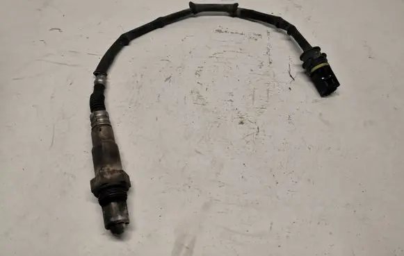 Mercedes-Benz A W168 Lambda probe sensor 0015402381
