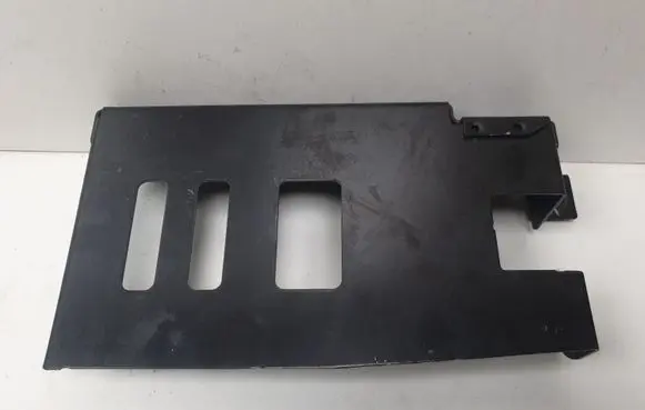 Volkswagen PASSAT B8 Other engine bay part 5Q0907411D