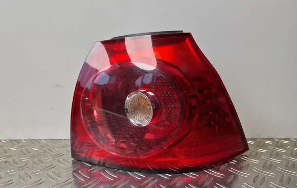 Volkswagen Golf V Rear/tail lights 1K6945096AC
