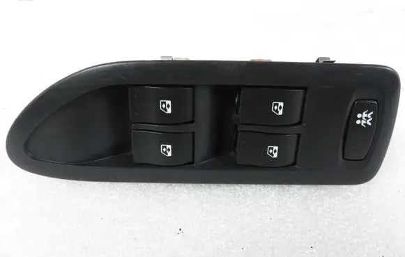 Renault Laguna II Electric window control switch 26515