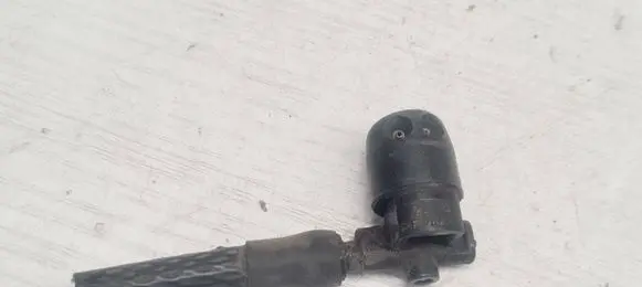 Opel Astra G Windshield washer spray nozzle 22175