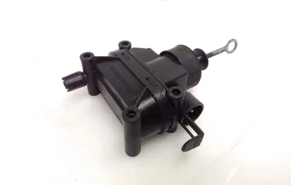 Mercedes-Benz E W124 Central locking vacuum pump 