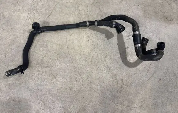 BMW iX3 Engine coolant pipe/hose 7944058