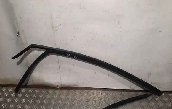 Ford Escape III Rubber seal rear door 
